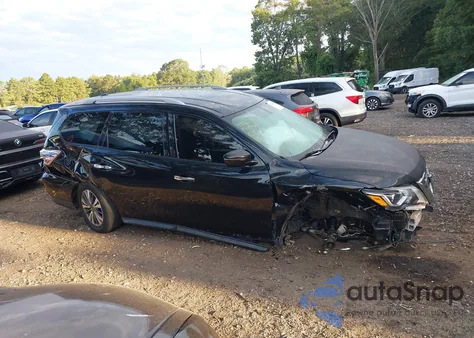 2017 Nissan Pathfinder Platinum/S/Sl/Sv z USA, uszkodzony, nr VIN 5N1DR2MM3HC610366